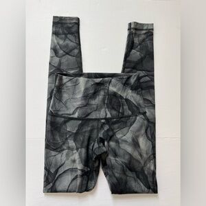 Lululemon Wunder Under Pant Size 6 Midnight Tulle Multi Black